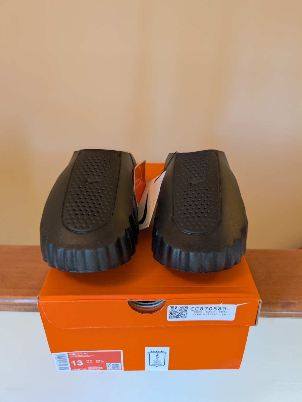 Nike Men’s Triple Black Mind Recovery Slides